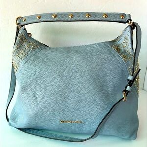 Michael Kors NWOT Aria Powder Blue Pebble Leather Shoulder Bag